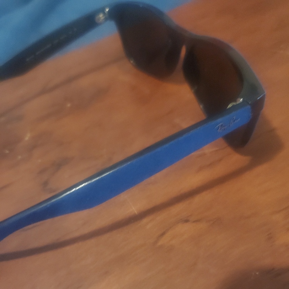 Unisex rayban blue felted polarized sunglasses